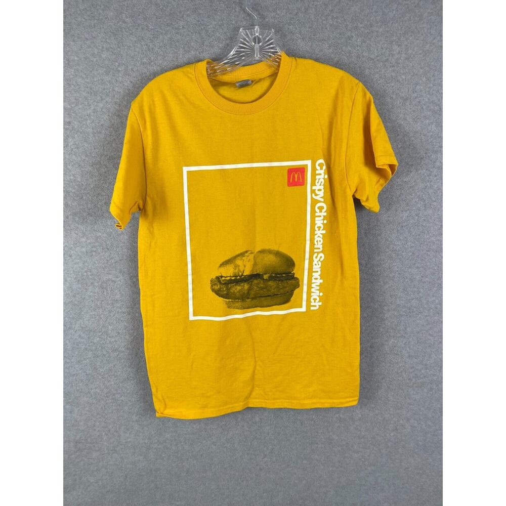 McDonald's Crew T Shirt Men's Size S Yellow Crispy Chicken Sandwich‎ Work Tee